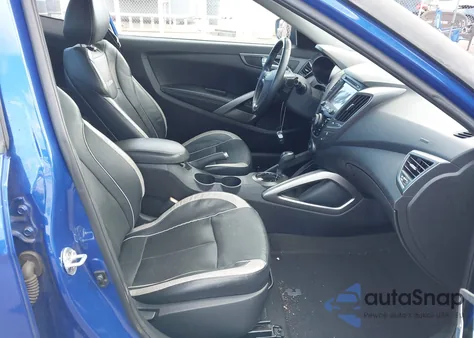 2015 Hyundai Veloster Turbo z USA, uszkodzony, nr VIN KMHTC6AEXFU224598